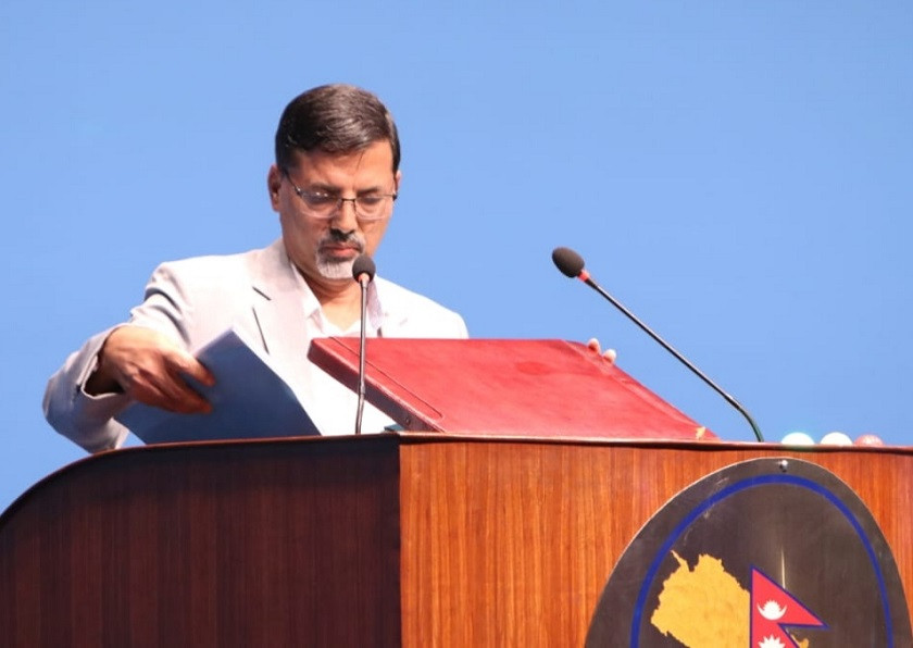 अर्थमन्त्रीमाथि संसदीय छानबिन हुने