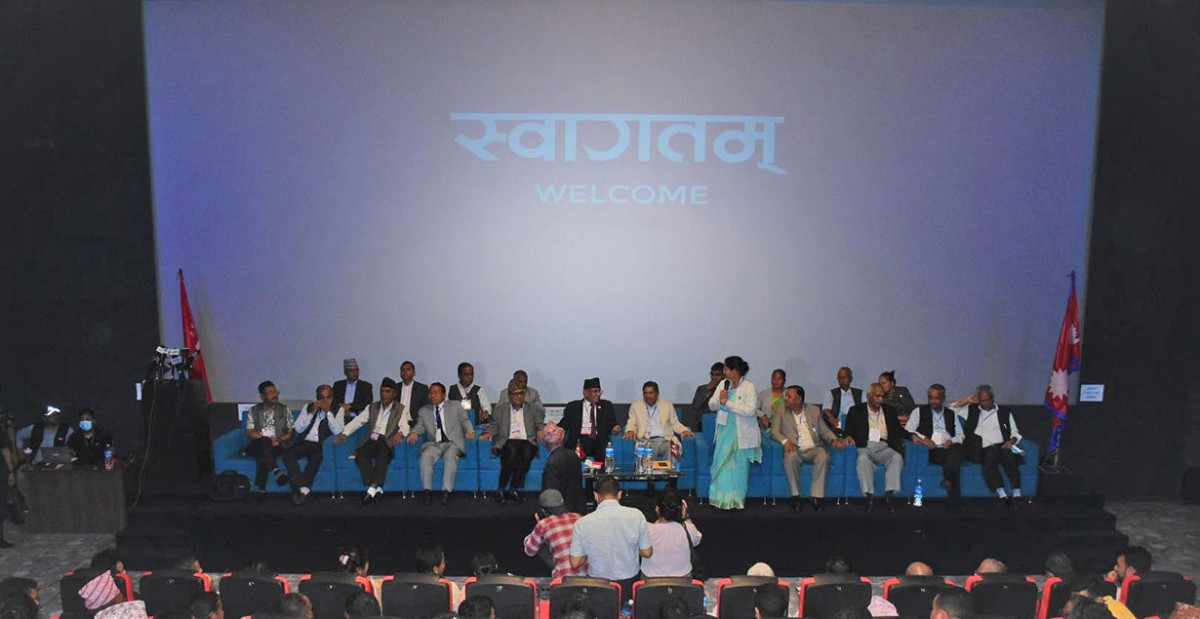माओवादीबाट निर्वाचित जनप्रतिनिधिहरूलाई यसरी दिइँदै छ प्रशिक्षण (तस्बिरसहित)