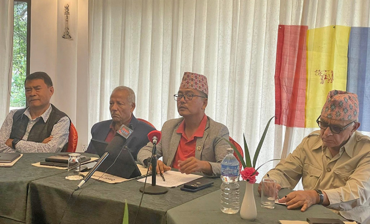 राप्रपाविरुद्ध निर्वाचन आयोगमा उजुरी, आयोगले काट्यो पत्र