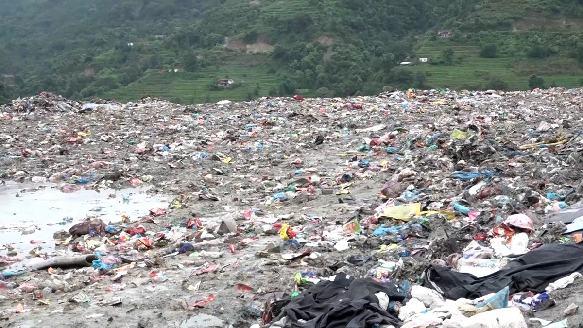 भोलि काठमाडौंबाट विज्ञ सहितको टोली सिसडोल जाने, लिच्चड, पानी र ग्यासको स्याम्पल परीक्षण गरिने