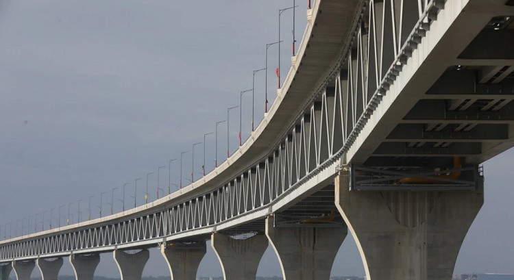 Bangladesh opens its longest bridge over River Padma