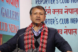 सरकार सञ्चालनमा कांग्रेसको नेतृत्व कमजोर भयो : जीवन परियार