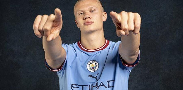 Haaland scores twice on Premier League debut