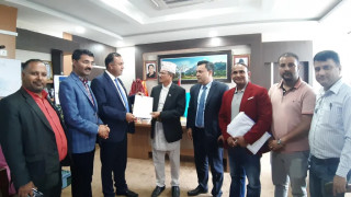 दीर्घरोग बोकेर विदेशबाट फर्किएका नेपाली सुरक्षित हुनुपर्दछ : उपाध्यक्ष शर्मा