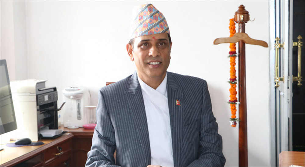 अर्थमन्त्री जनार्दन शर्माको पदभार ग्रहणमा अर्थ सचिव नै अनुपस्थित