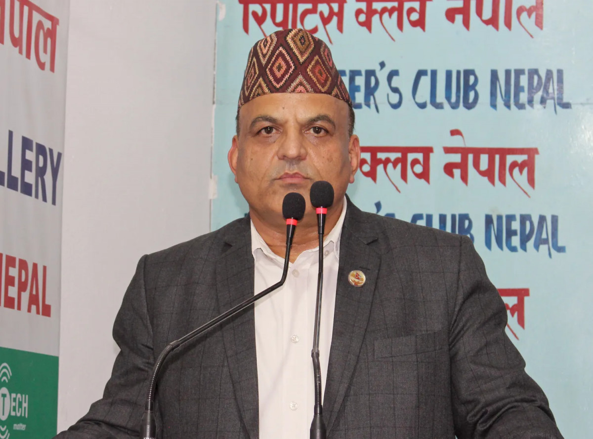 जित्ने आधार र सम्भावना हेरेर उम्मेदवारी प्रस्तुत गर्नुपर्छ : सुरेन्द्र पाण्डे