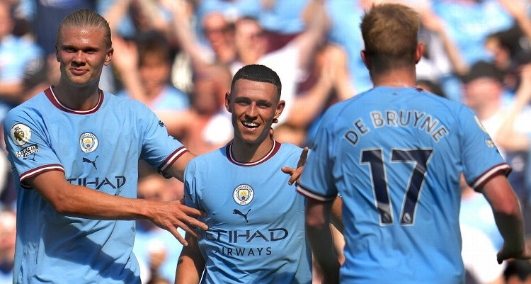 Manchester City thrash Sevilla