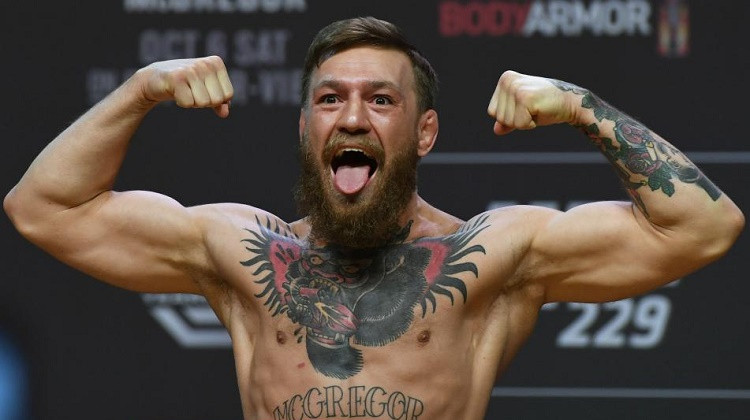 Conor McGregor has launched a surprise attack on Carl Froch on Twitter