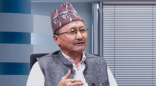 संविधानको रक्षा गर्न पनि कांग्रेस, एमाले र माओवादी मिल्नुपर्छ : चिनकाजी श्रेष्ठ
