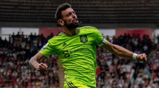 Manchester United beat Southampton 1-0