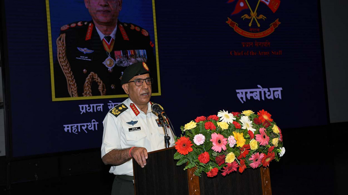 प्रधानसेनापति शर्माको निर्देशन -निर्वाचन शान्तिपूर्ण सम्पन्न गराउन विशेष भूमिका खेल्नुस्