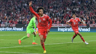Bayern thrash Leverkusen 4-0
