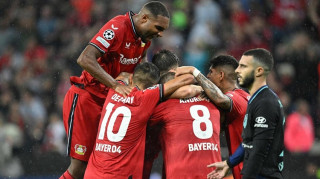 Leverkusen beat Atletico Madrid 2-0