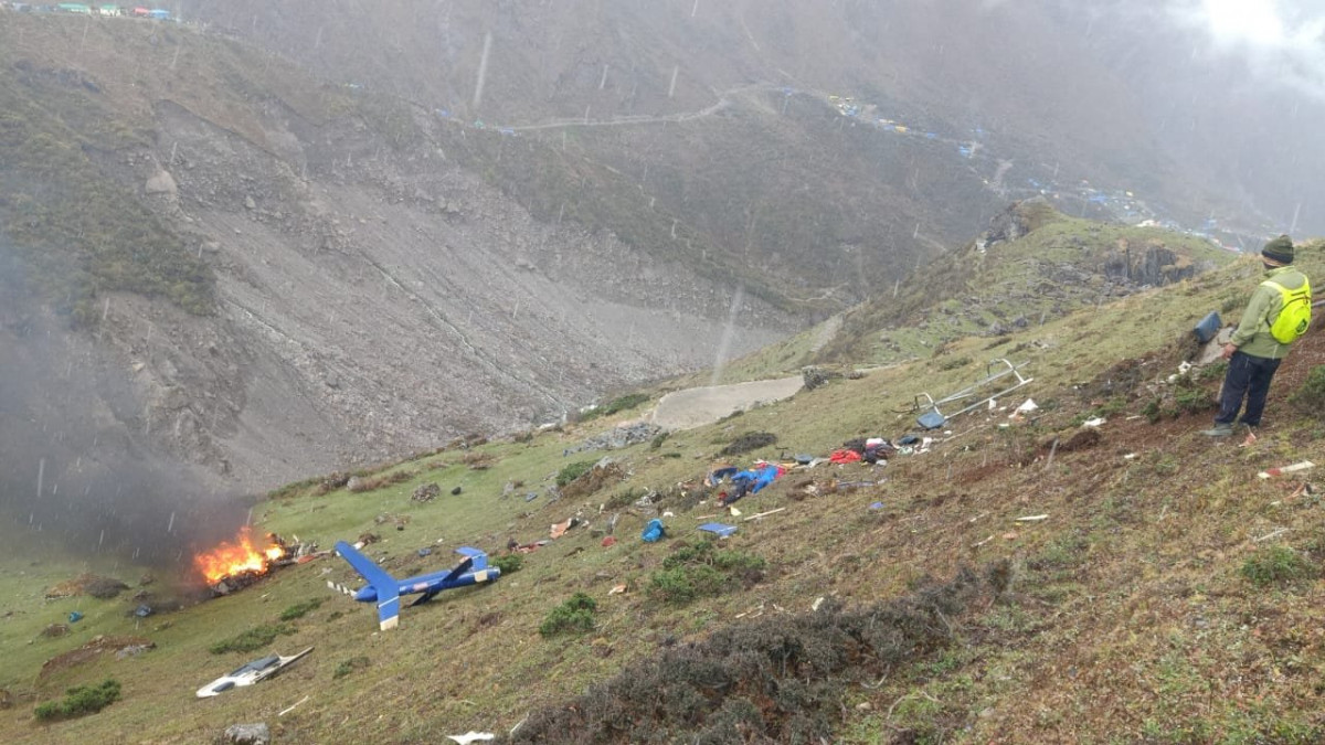 केदारनाथमा हेलिकोप्टर दुर्घटना, दुई पाइलटसहित सात जनाको मृत्यु