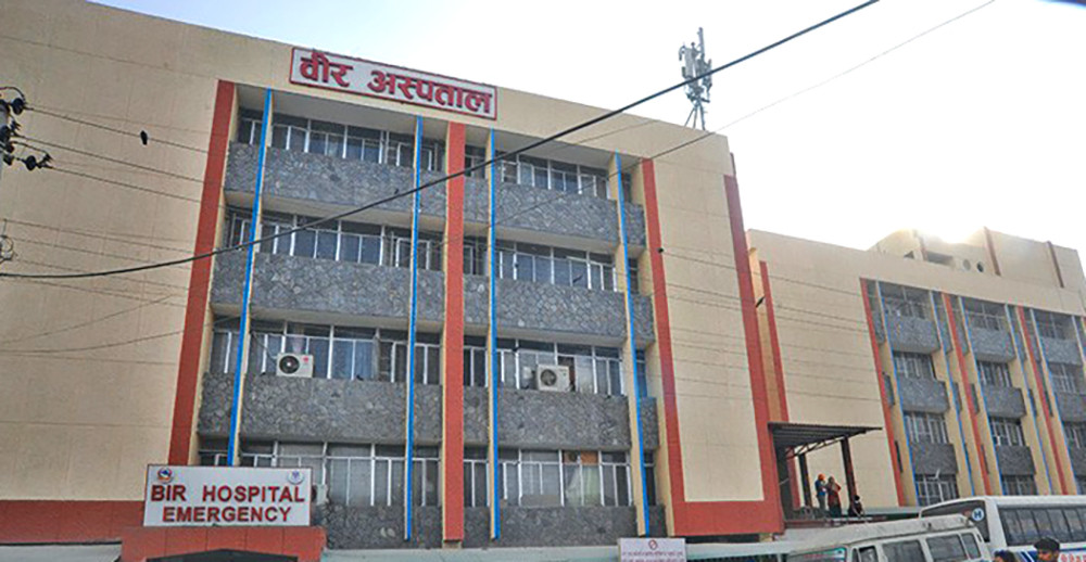 वीरका १२ स्वास्थ्यकर्मी सम्पर्कविहीन, कार्यालय आउन ३० दिन म्याद