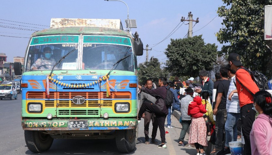 आमनिर्वाचन २०७९ : सातलाख बढी मतदाताहरूले उपत्यका छाड्ने