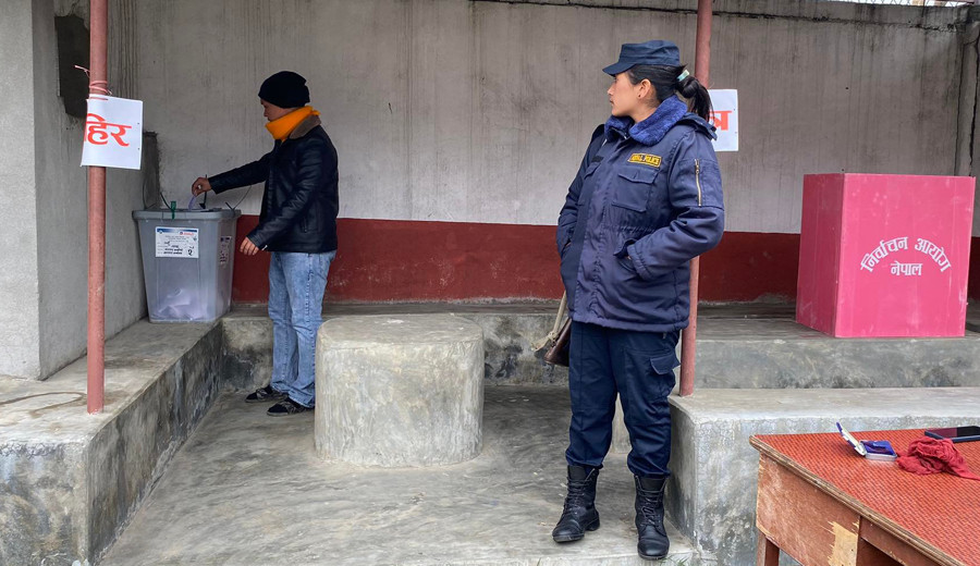 तनहुँमा कैदीबन्दीले गरे मतदान, पल शाहले भने पाएनन्