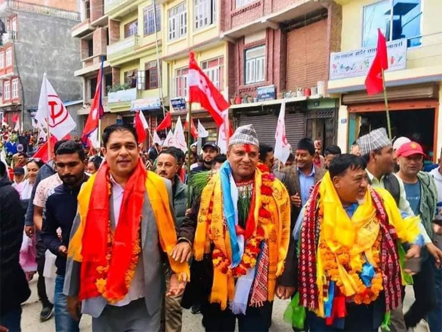 दोलखामा एमालेका शिवाकोटीलाई हराउँदै माओवादी केन्द्रका कार्की निर्वाचित