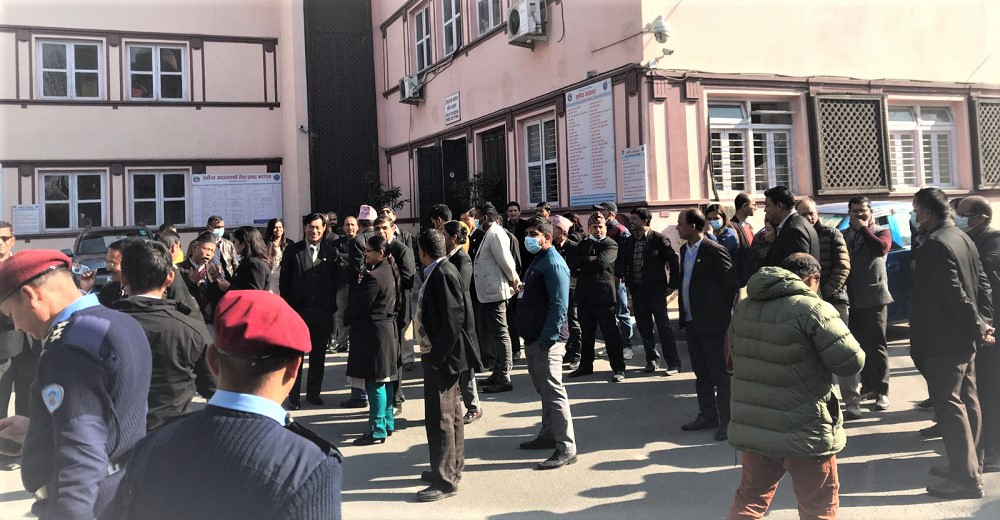 जबरालाई सर्वोच्चमा छिर्न नदिन प्रहरीलाई सर्कुलर