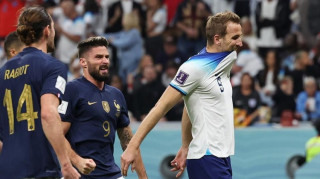 France beat England 2-1