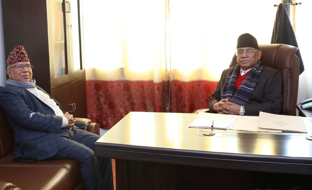 प्रचण्ड र नेपालबीच भेटवार्ता, एकिकृत समाजवादीलाई सरकारमा ल्याउने प्रचण्डको कसरतले पाउला त सार्थकता ?
