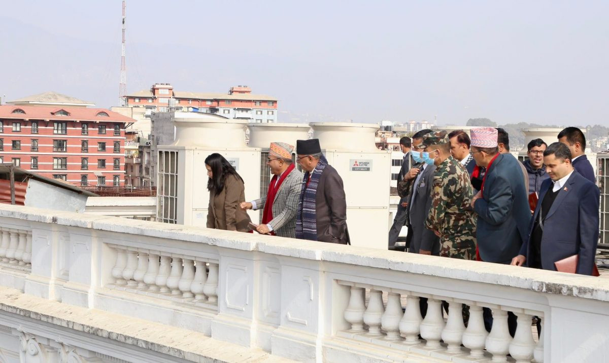 प्रधानमन्त्रीद्वारा सिंहदरबारका संरचनाको अवलोकन (तस्विरसहित)