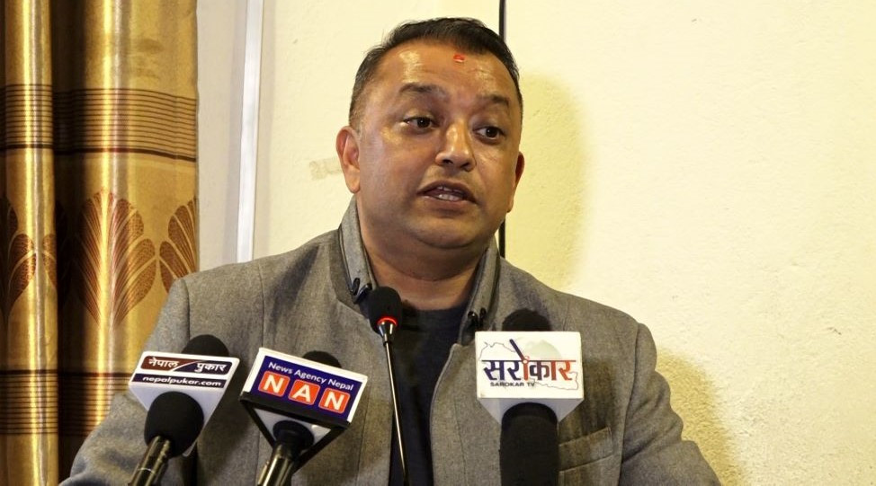 नागरिकको राष्ट्राध्यक्षका रुपमा हेर्न पाइयोस् : गगन थापा (सुझावसहित)