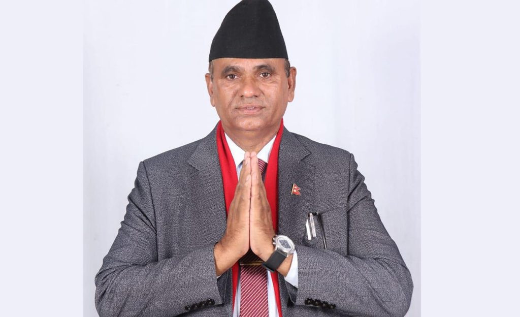 सुदूरपश्चिममा एमाले नेता रावलले मुख्यमन्त्रीमा दावी पेस गर्दै