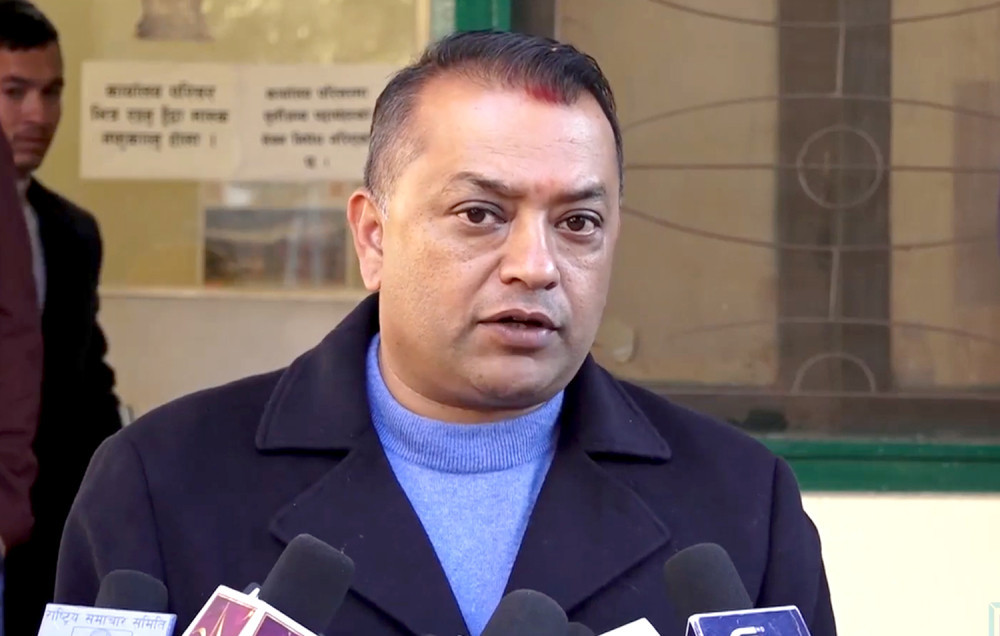 नेपालको राजनीतिलाई तीन भूतपूर्व प्रधानमन्त्रीले अखडा बनाए - गगन थापा