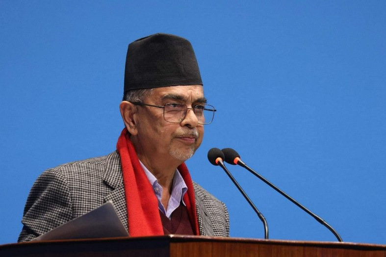 ओलीले नेपाली राजनीतिमा जालझेल गरे  : पाण्डे