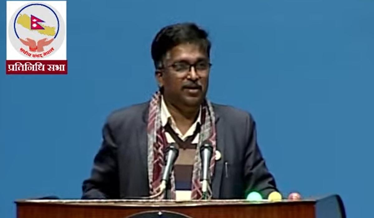 प्रचण्डजीले मधेससँग लभ, कांग्रेससँग लिभिङ टुगेदर र अर्कैसँग लगनगाँठो गर्नुभयो : सांसद राजकिशोर यादव 