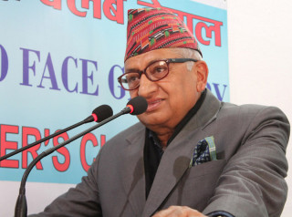 भारत भ्रमणमा नेपालबाट गएका नेतालाई भेटवार्ता मिलाउन गाह्रो छ, भारतबाट आएकाको इशारामा नेपाल चल्छ : उपाध्याय