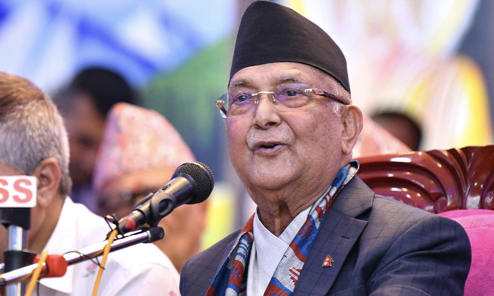 सीमा मिचियो भन्दा प्रचण्ड, देउवा कुम्लोकुटुरो बोकेर भारत कुरा लगाउन जान्छन् : ओली