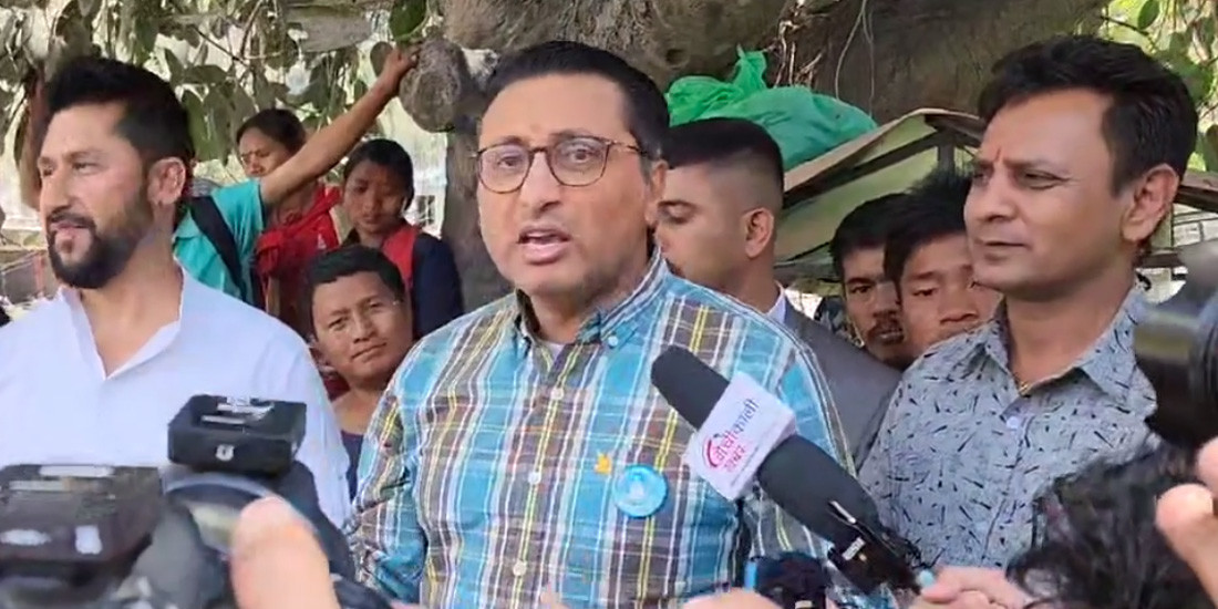रवि र डा. स्वर्णिम वाग्ले चितवनमा, एक अर्कालाई के भने ?