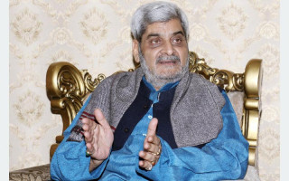कांग्रेस र एमालेमा आफूहरु बाहेक अन्य दल देशमा नरहुन् भन्ने सोच देखियो: हृदयश त्रीपाठी