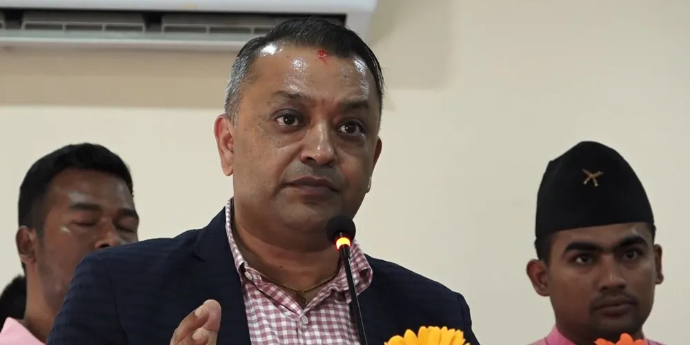 नेपालले पनि ‘ग्रेटर नेपाल’ को नक्सा निकाल्छ : गगन थापा