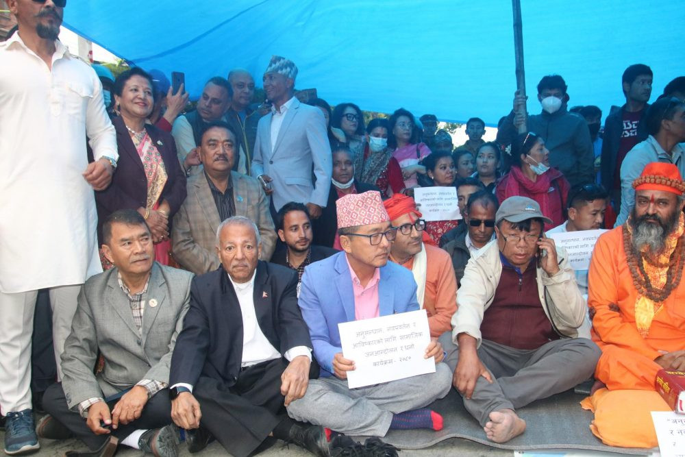 लडाकुलाई २ लाख बाँड्ने सरकार महावीरलाई किन वेवास्ता गर्दैछ ?