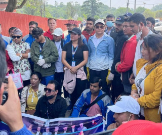 पशुपति सरसफाईमा पर्यटन मन्त्रालयसहित कलाकार पनि जुटे (तस्बिरसहित)