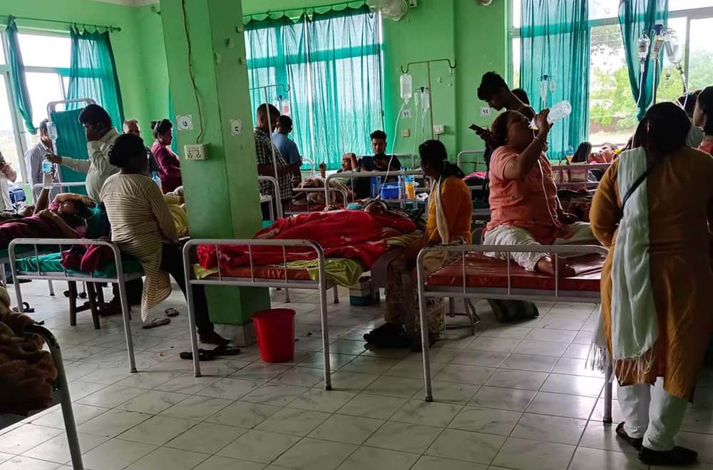 झापामा छिमेकीको घरमा न्वारान भोज खाएका २७ जना बिरामी
