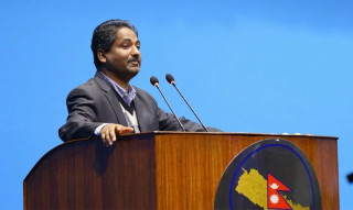 प्रधानमन्त्री ओली प्रश्नबाट भाग्न खोजेको प्रभु साहको आरोप
