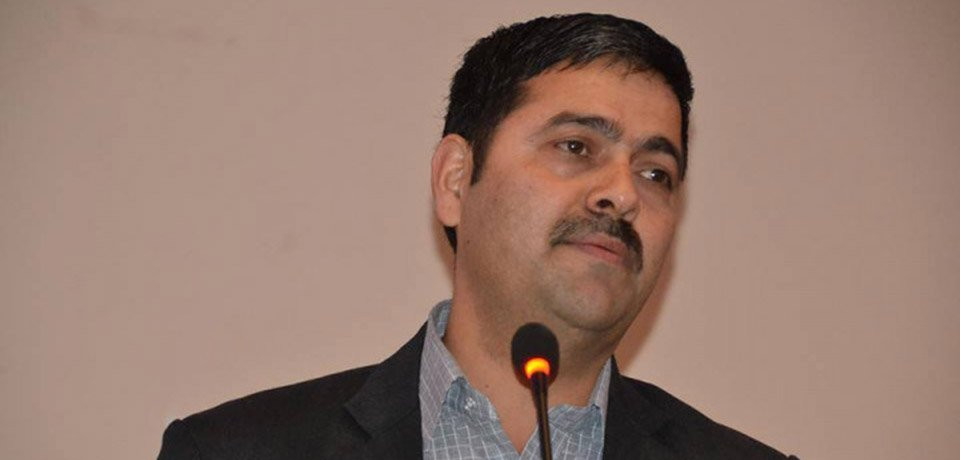 स्थानीय तहमा कार्यसम्पादनका आधारमा बजेट स्थानान्तरण गर्नुपर्छ : संघीयताविद् खिमलाल देवकोटा