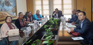 पर्यटन प्रर्वद्धनका लागि सहकार्य गर्न स्वीडिस सांसदसंग आग्रह