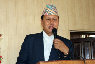 बसाइँसराइलाई बेलैमा व्यवस्थापन गर्न नसकिए समस्या निम्ताउछ :  स्वास्थ्य मन्त्री बस्नेत