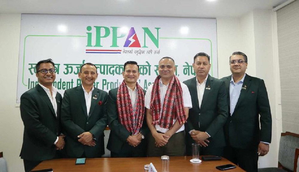 प्रधानमन्त्री प्रचण्डको भ्रमणमा सहभागी हुने इप्पान प्रतिनिधि मण्डल चीन प्रस्थान
