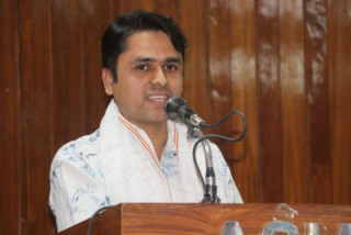 सामाजिक सञ्जाल बन्द गर्ने सरकारको निर्णय अपरिपक्व र विवेकहीन : अध्यक्ष भण्डारी