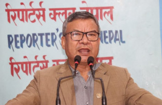 केदार कार्की पार्टीप्रति उत्तरदायी हुनैपर्छ: मुक्तिनारायण प्रधान