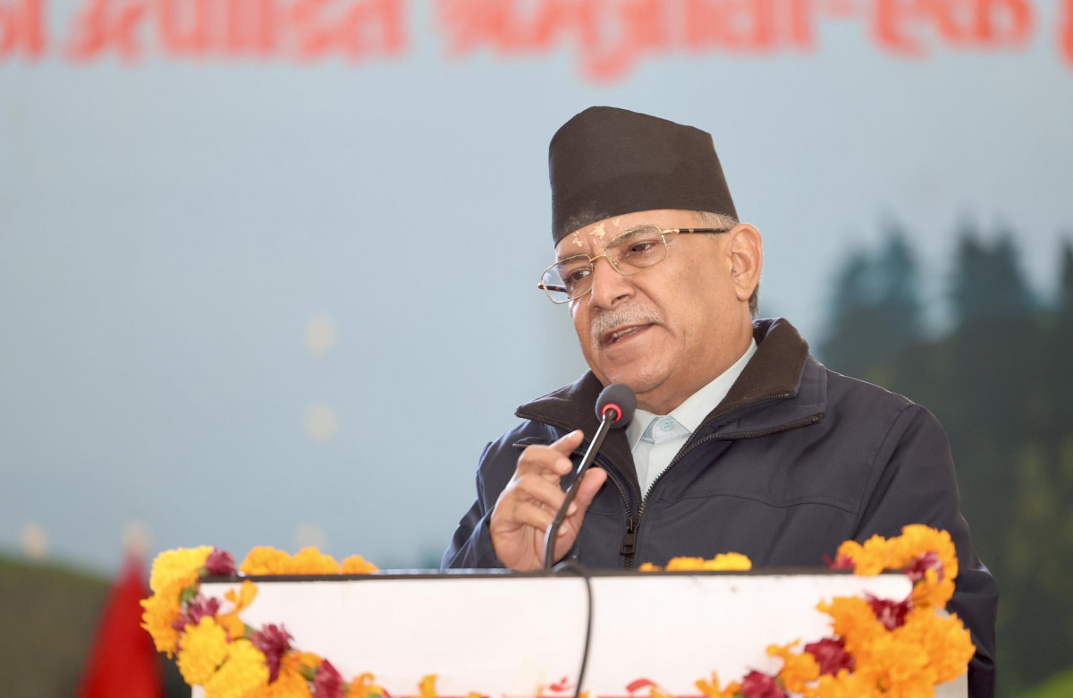 १२ बुँदे समझदारीका पक्षधर शक्ति परिवर्तनको रक्षाका निम्ति एकै ठाउँ छौँ : प्रचण्ड