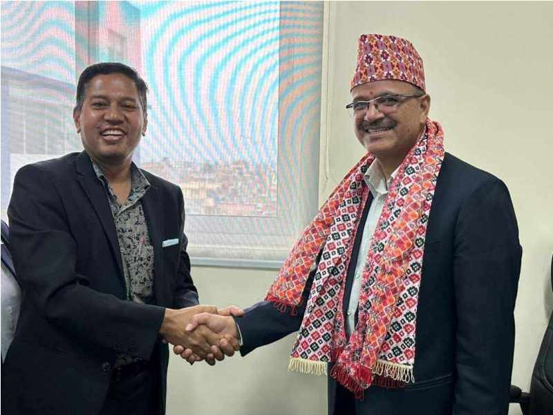 वीर अस्पतालको निमित्त निर्देशकमा डा.थापा नियुक्त