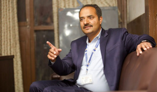 सर्वाेच्चको आदेशः ‘स्वास्थ्यमन्त्रीको निर्णय खारेज गर, डा.सन्तोष पौडेललाई वीर अस्पतालमै फर्काउ’