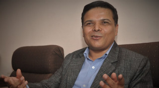 प्रधानमन्त्रीका प्रेस सल्लाहकारलाई प्रश्न— सरकारका एक वर्षे उपलब्धि के हुन् ?